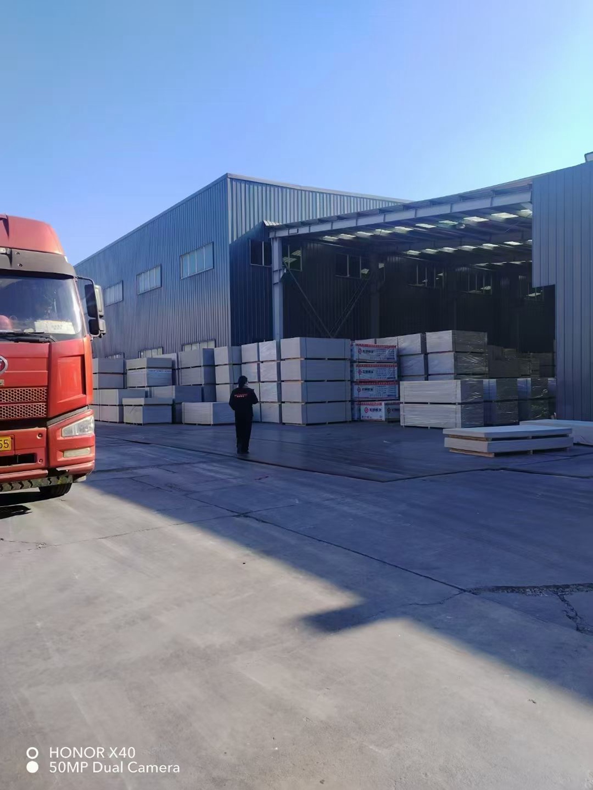 Hongli Board HOLI BOARD fiber cement board will be exported to the Republic of 🇸🇷 Suriname on January 9, 2025